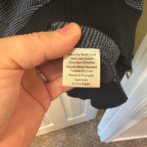 Jos A. Bank 1/4 Zip Sweater - Picture 4 of 4